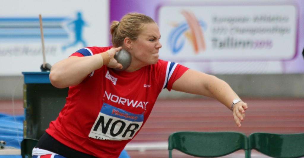 Kristin Sundsteigen fra Tyrving i aksjon for Norge .